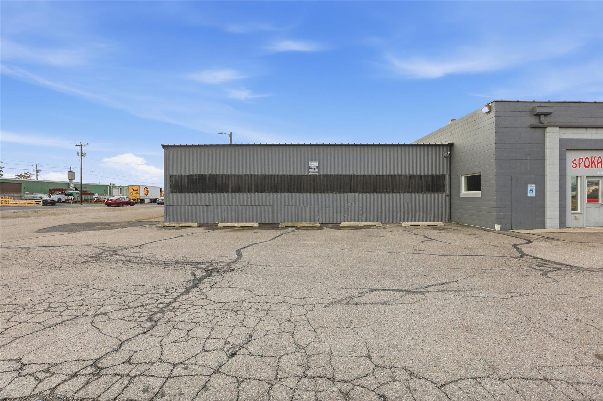 3626 E Trent Ave - Photo 24