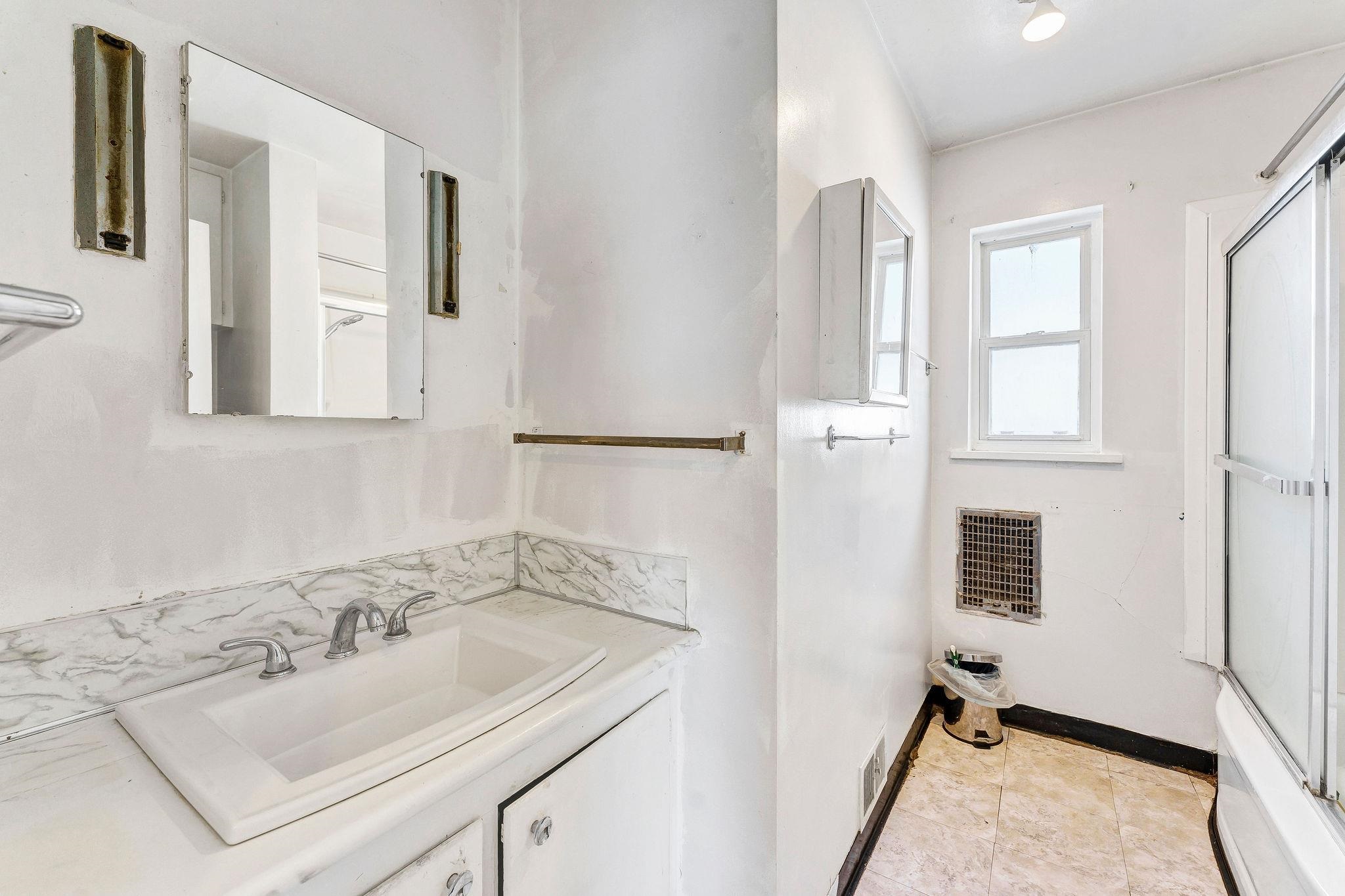 1737 N Smith St - Photo 12