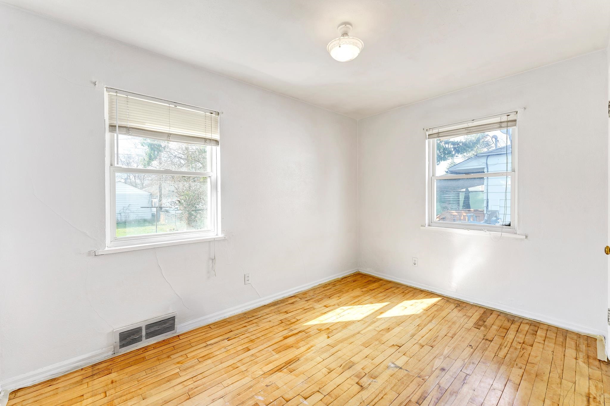 1737 N Smith St - Photo 13