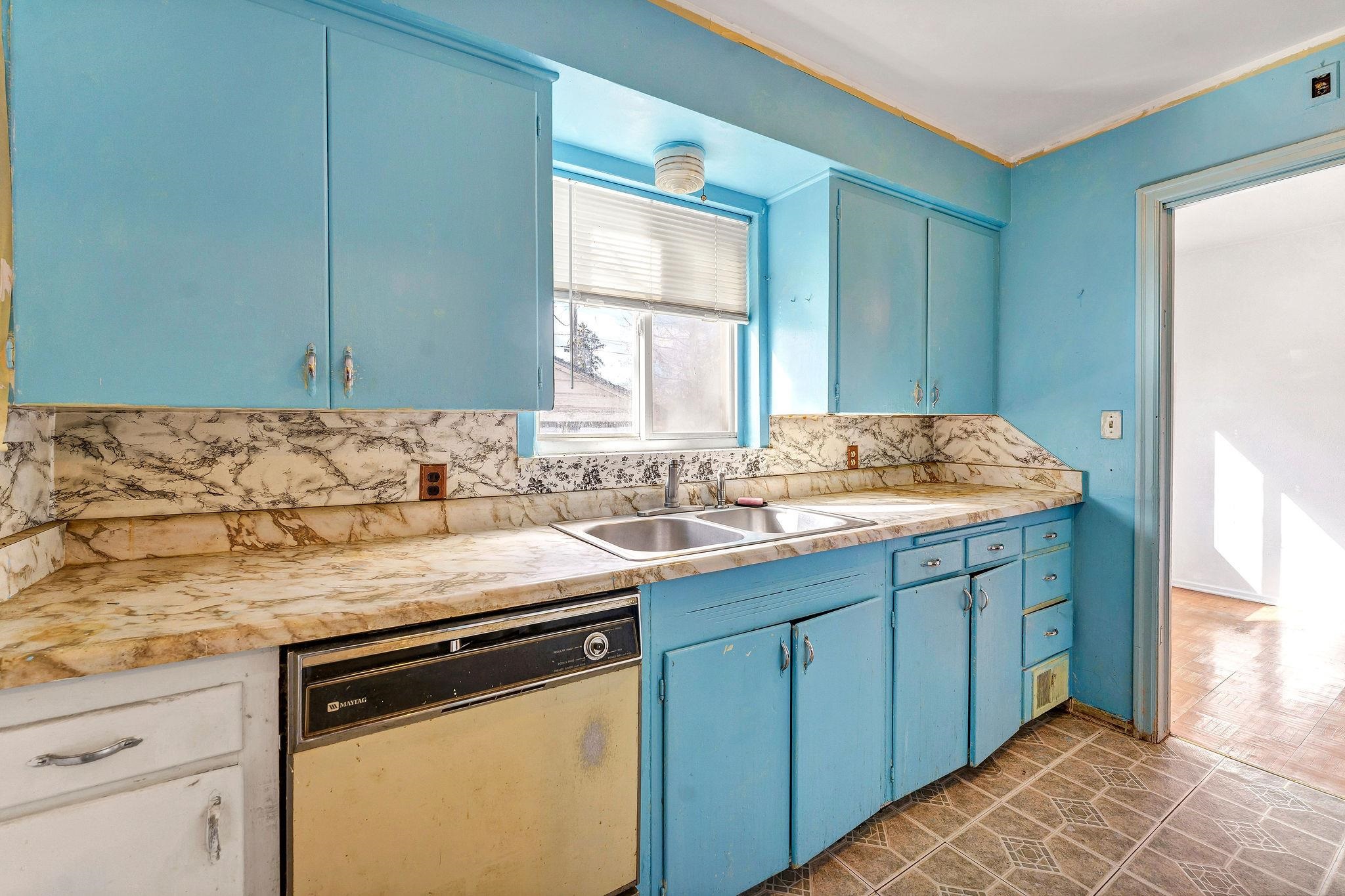 1737 N Smith St - Photo 17