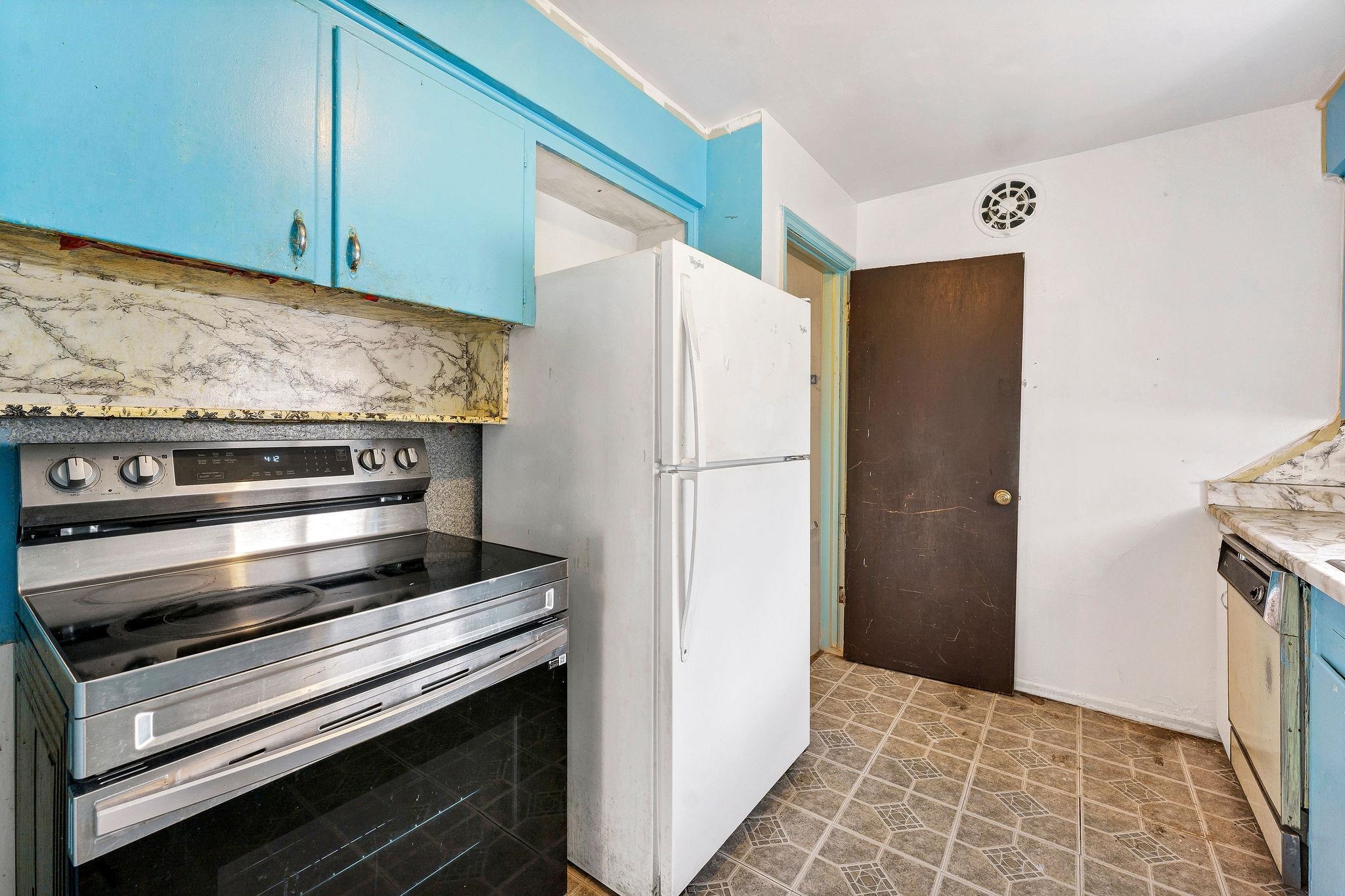 1737 N Smith St - Photo 18