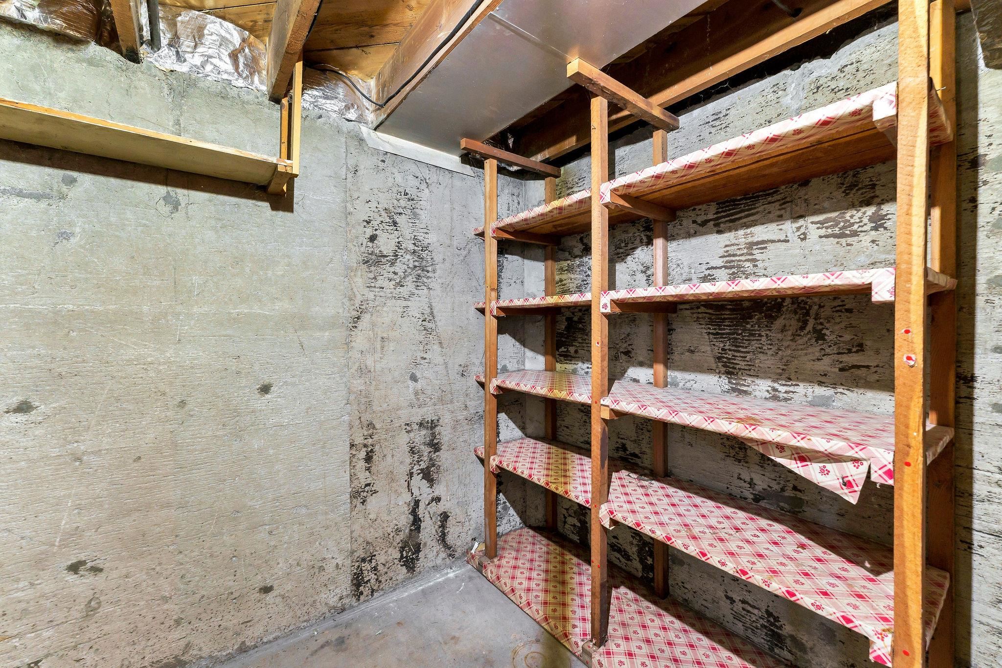 1737 N Smith St - Photo 23