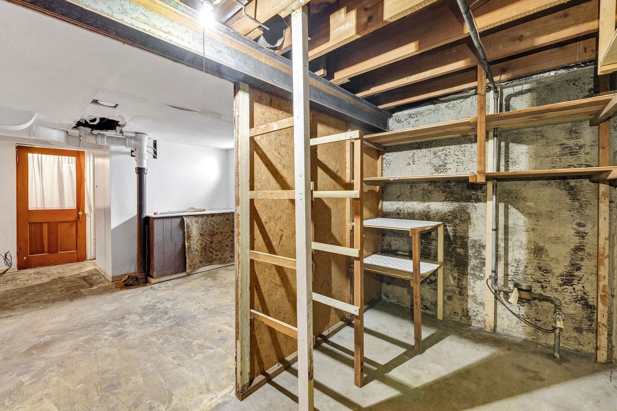 1737 N Smith St - Photo 24