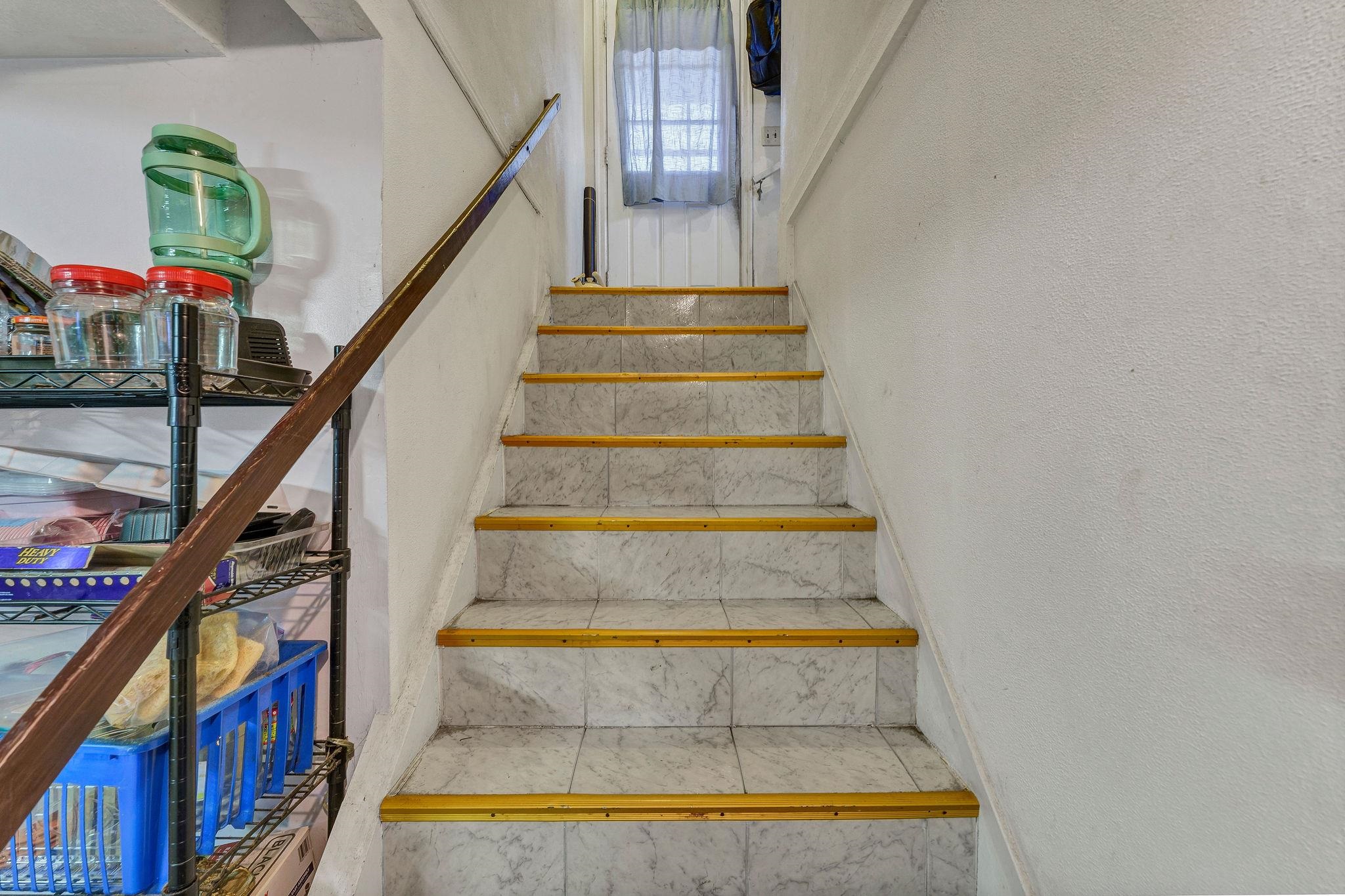 1737 N Smith St - Photo 28