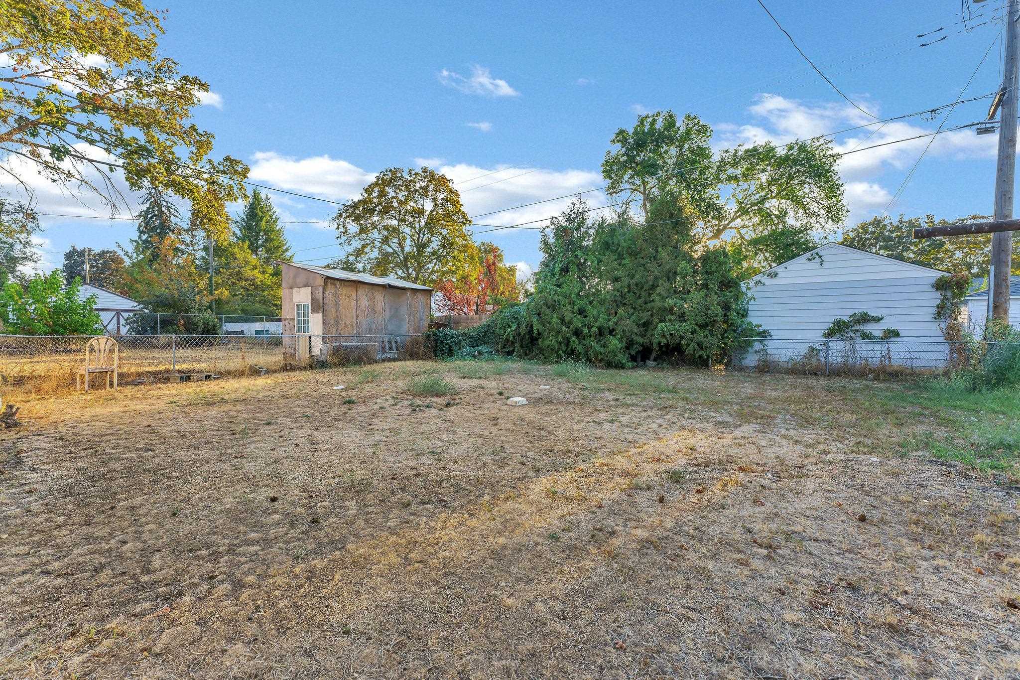 1737 N Smith St - Photo 30