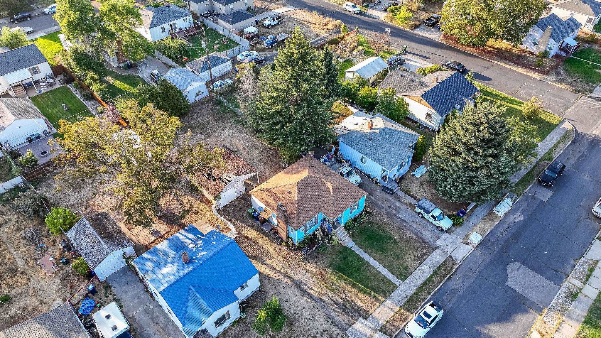 1737 N Smith St - Photo 37