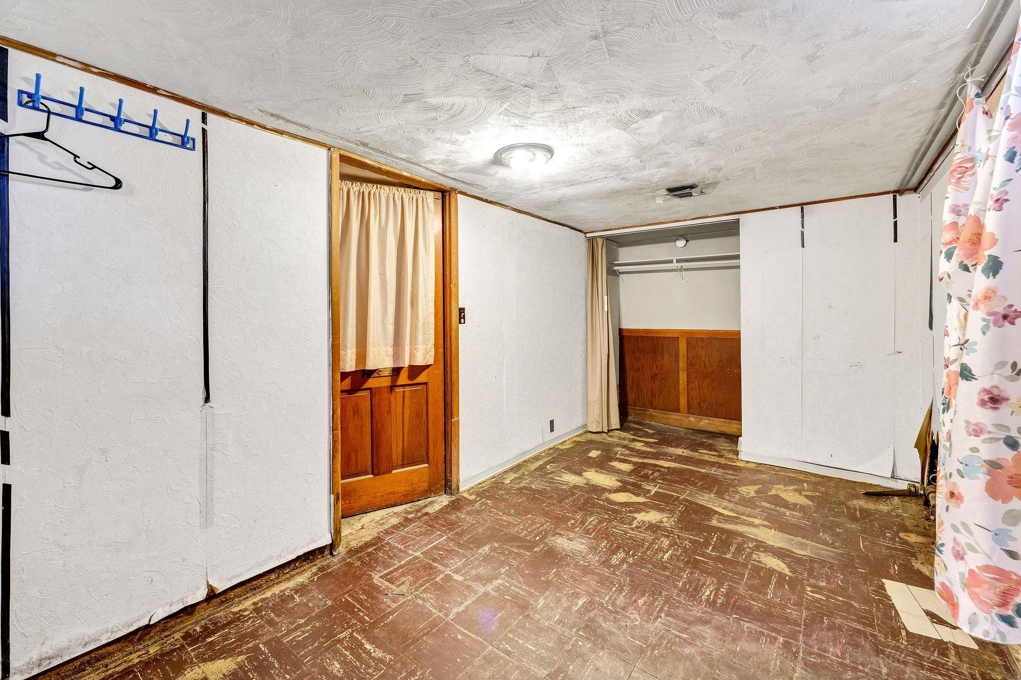 1737 N Smith St - Photo 48