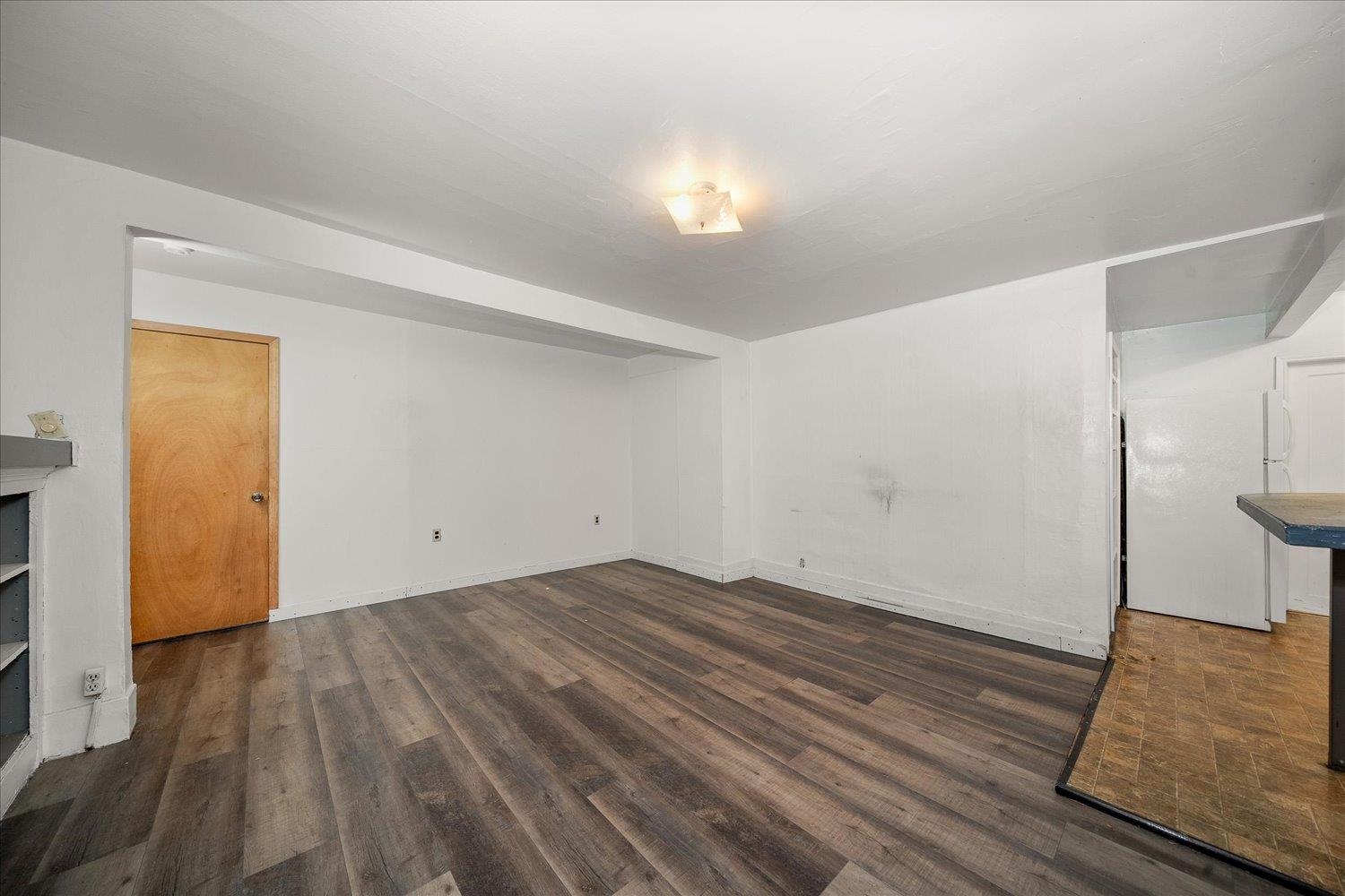 2424 E Mission Ave - Photo 16