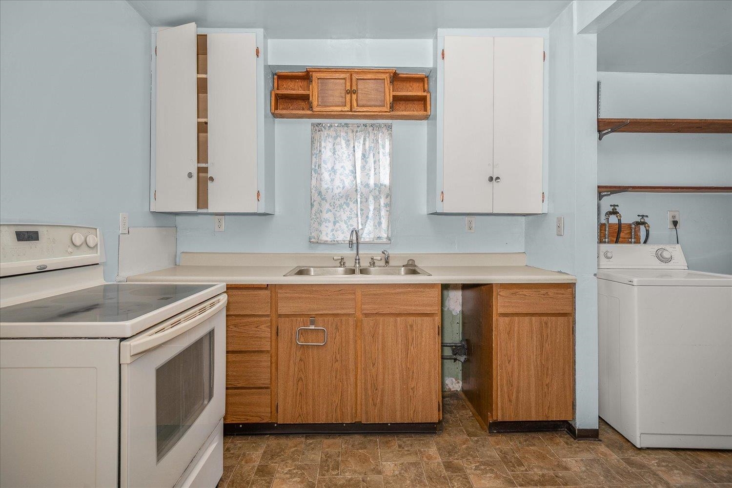 2424 E Mission Ave - Photo 22