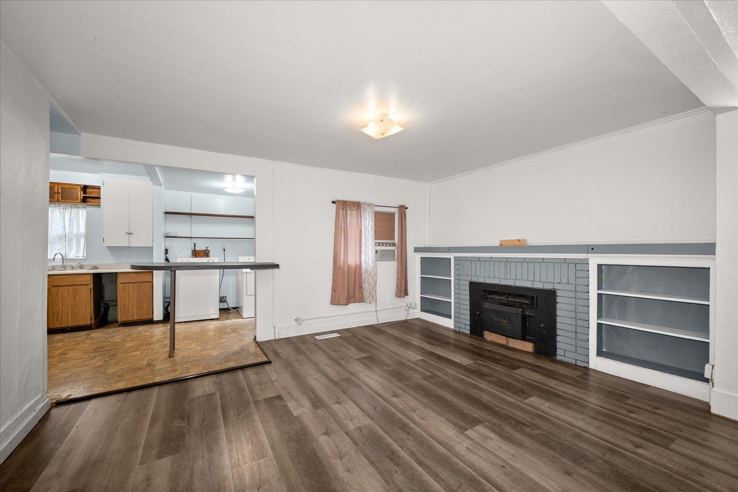 2424 E Mission Ave - Photo 4