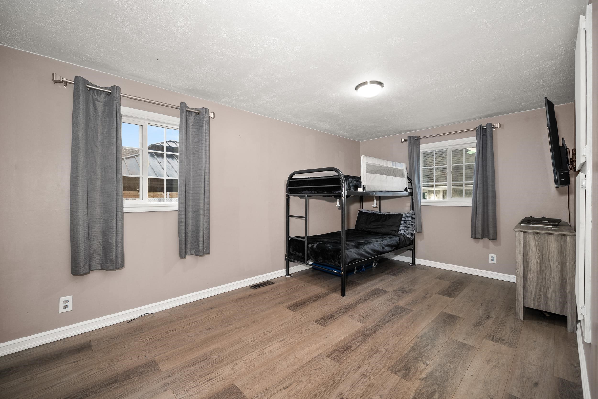 20 W Graves Rd - Photo 21