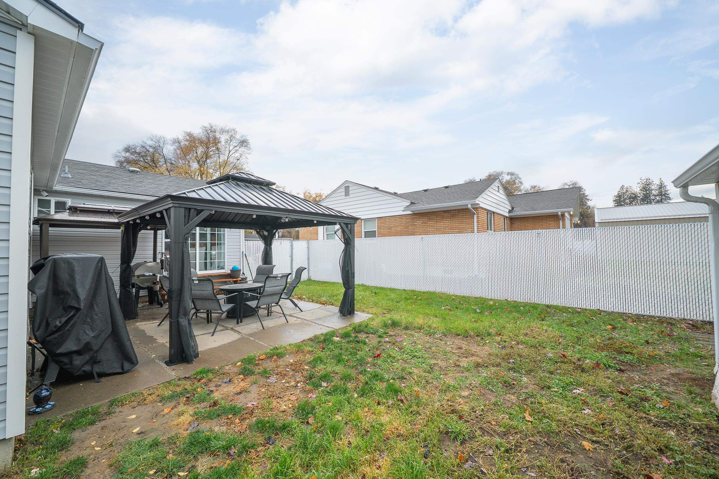 20 W Graves Rd - Photo 33