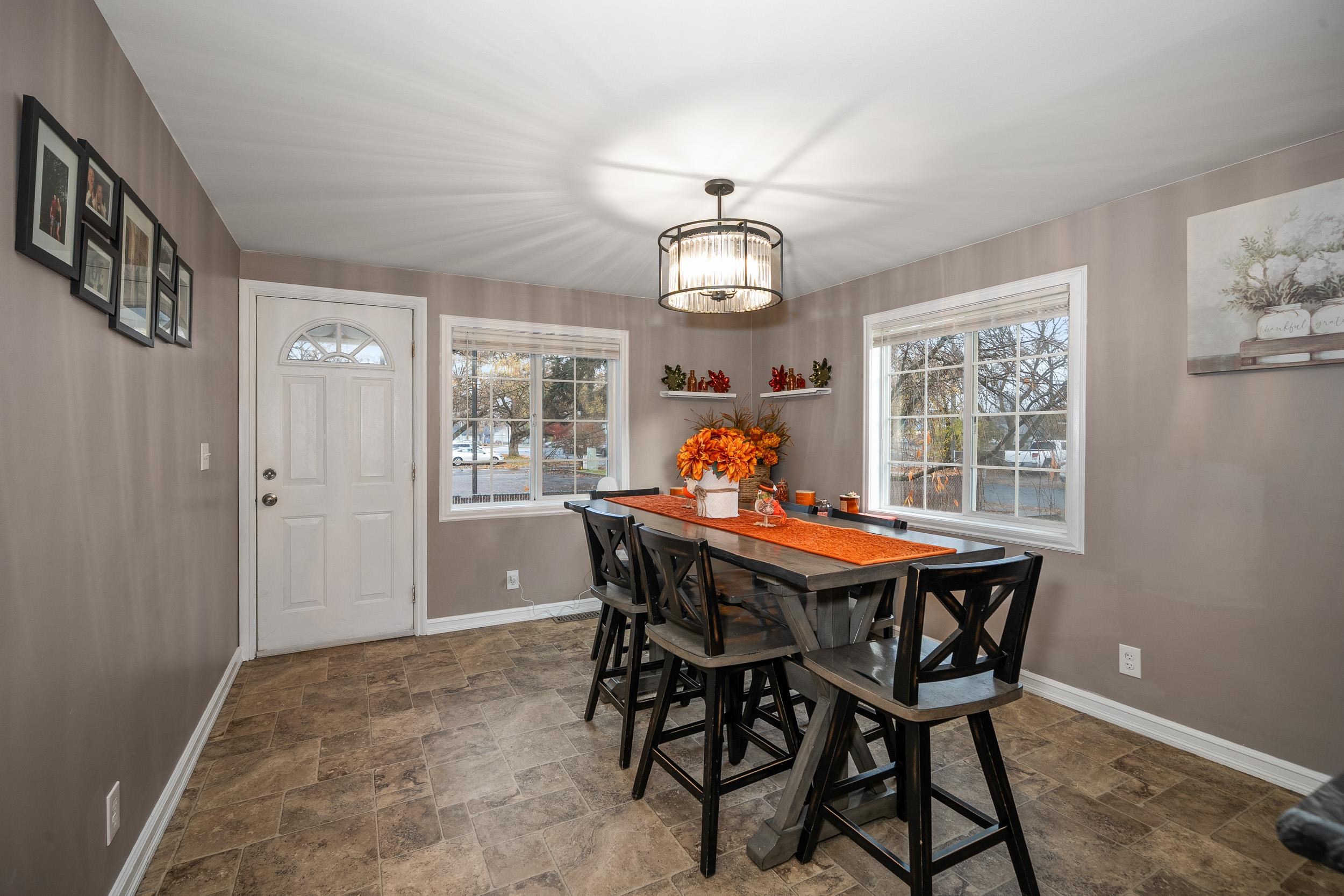 20 W Graves Rd - Photo 8