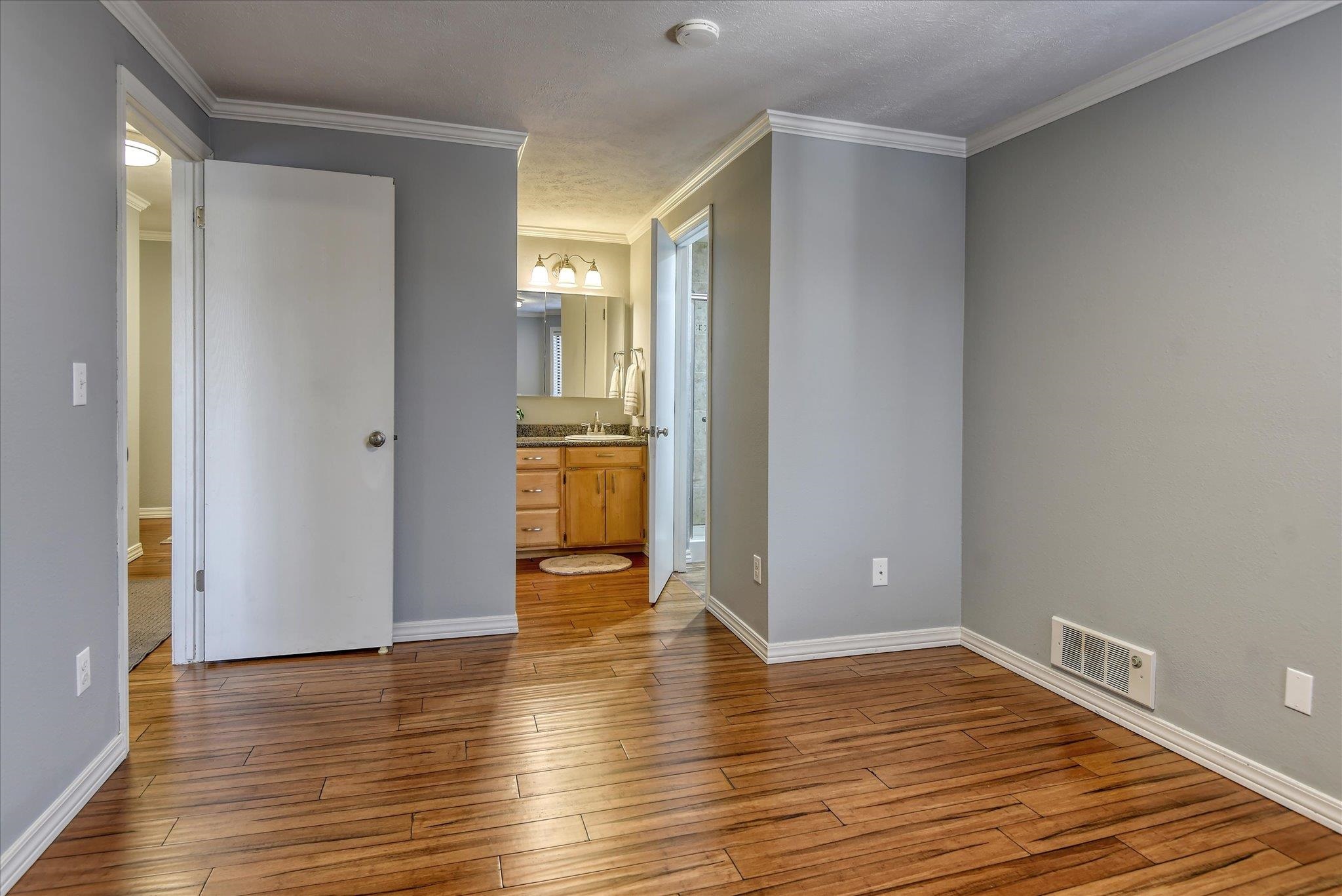 620 W 7th Ave - Photo 18