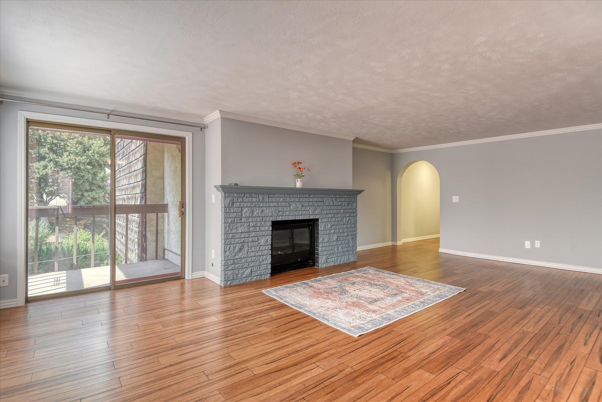 620 W 7th Ave - Photo 4