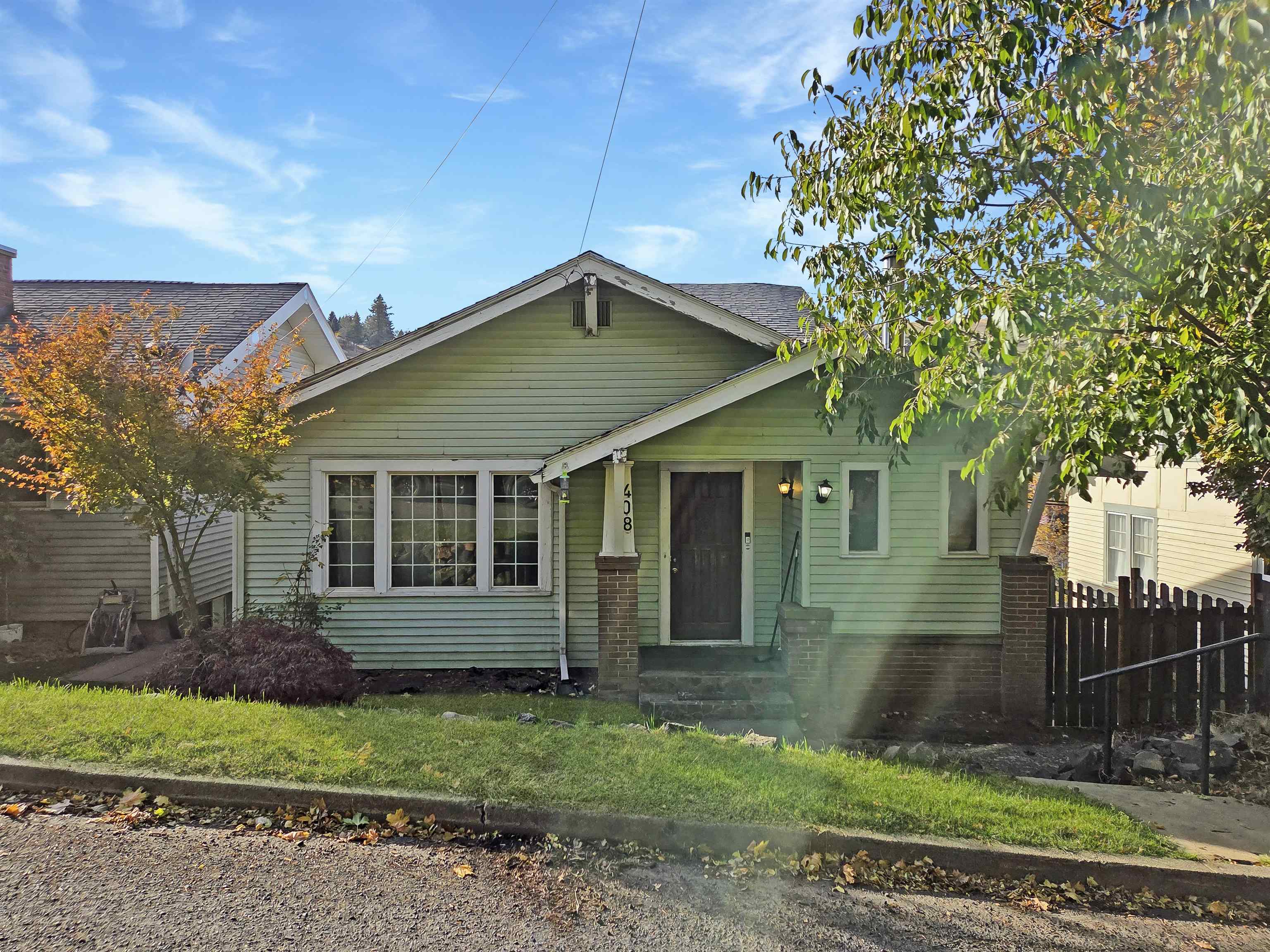 408 S Mill St - Photo 2