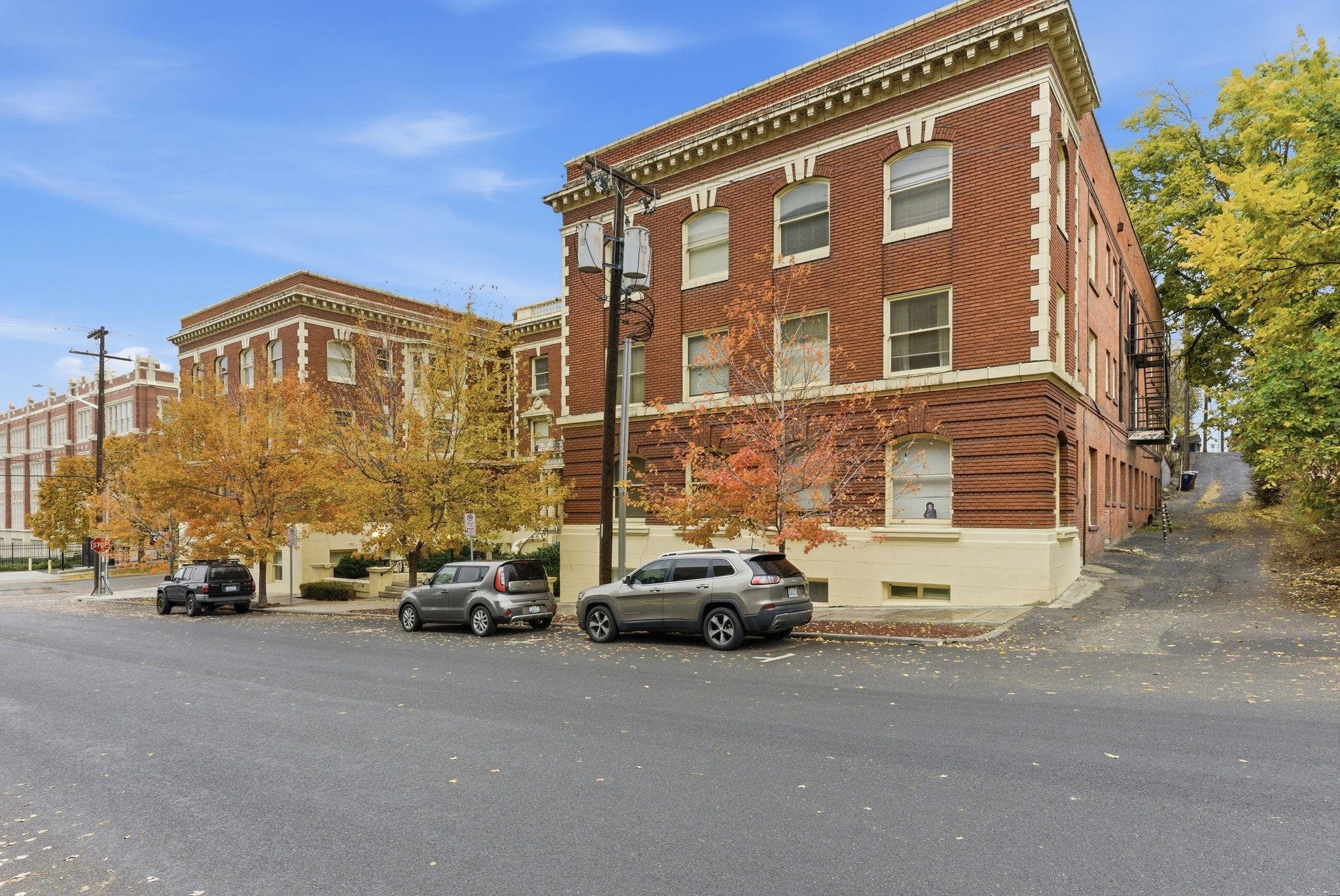 507 S Howard St - Photo 3