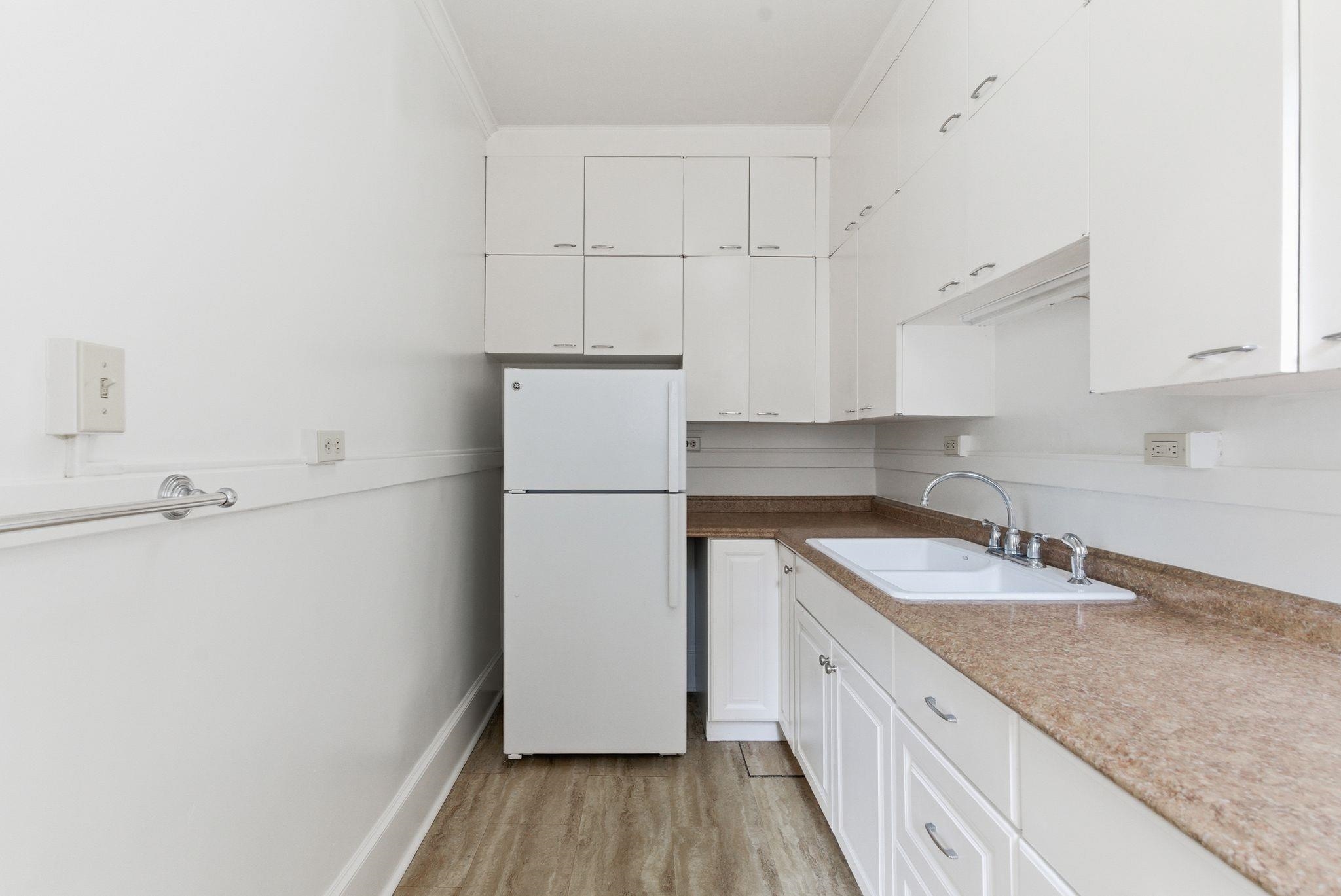 507 S Howard St - Photo 44
