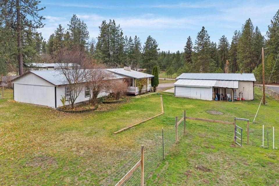 21018 N Austin Rd - Photo 1