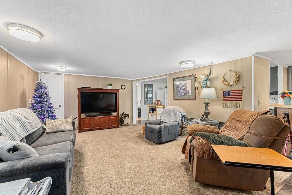 21018 N Austin Rd - Photo 12