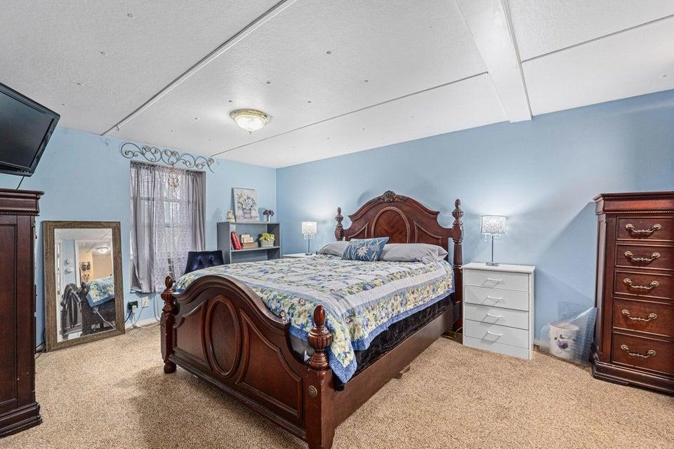 21018 N Austin Rd - Photo 22