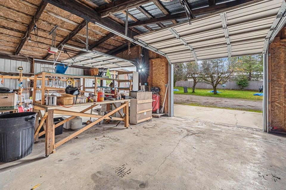 21018 N Austin Rd - Photo 29