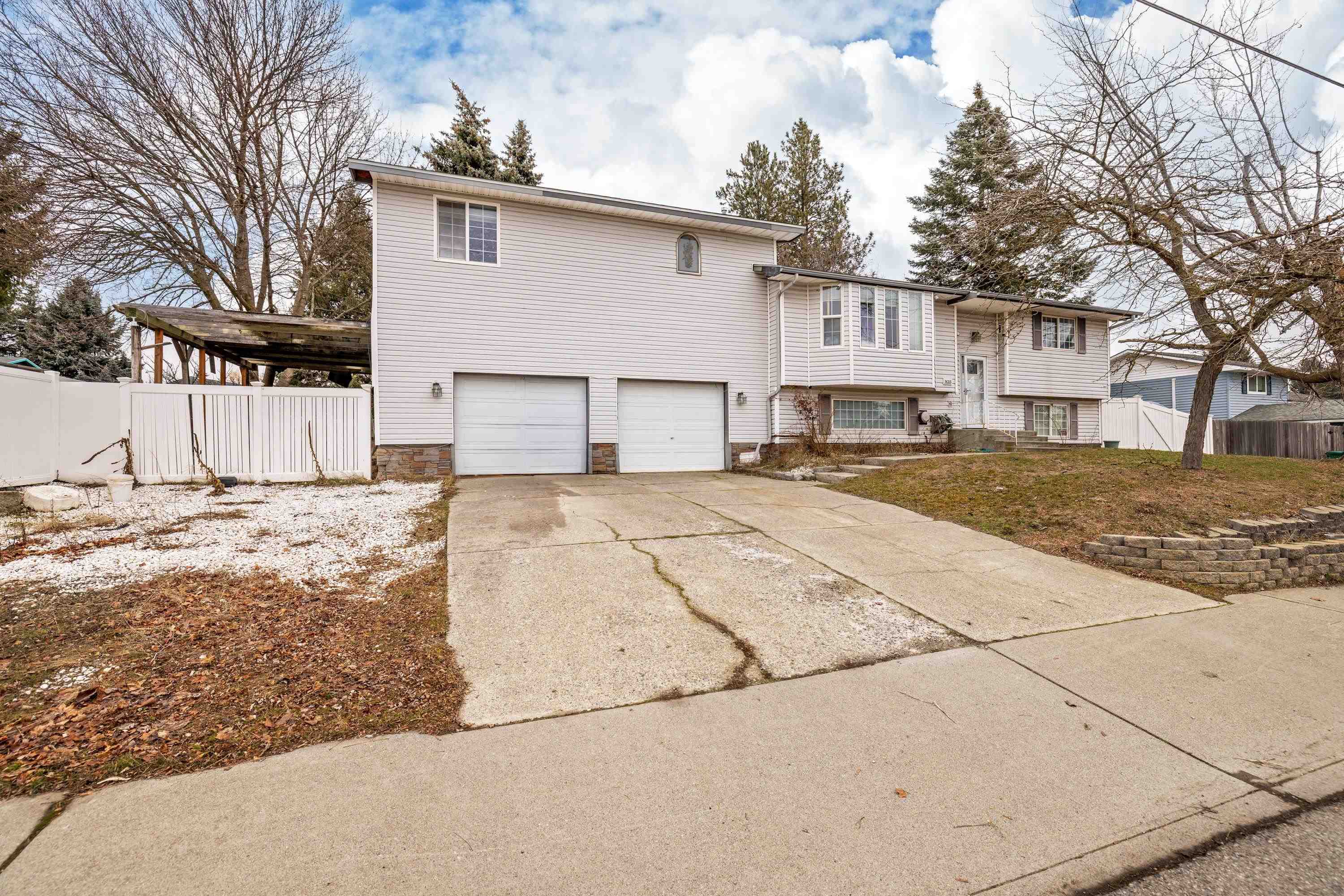 14315 E 24th Ave - Photo 3