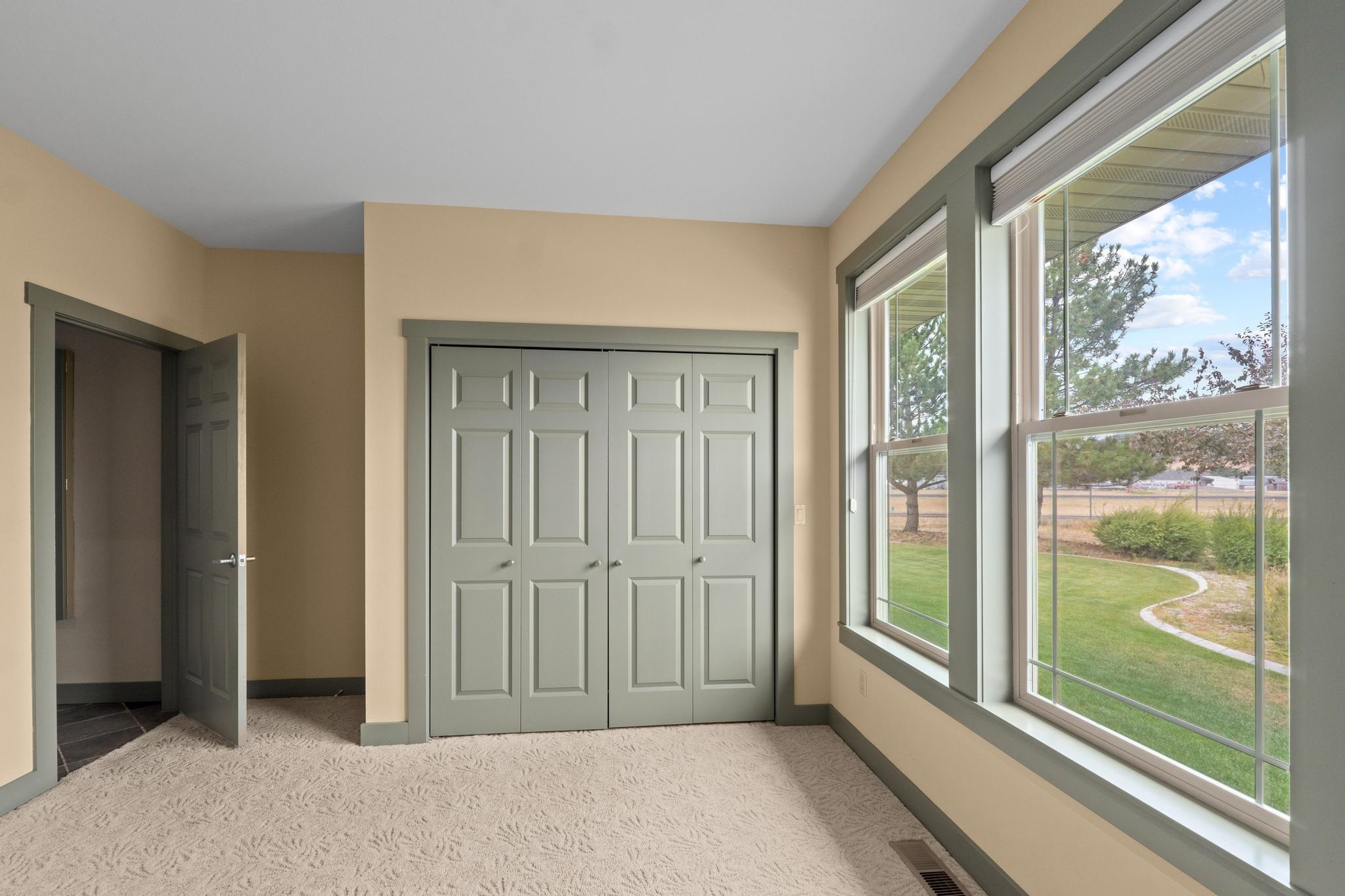 1900 Tamarack St - Photo 31