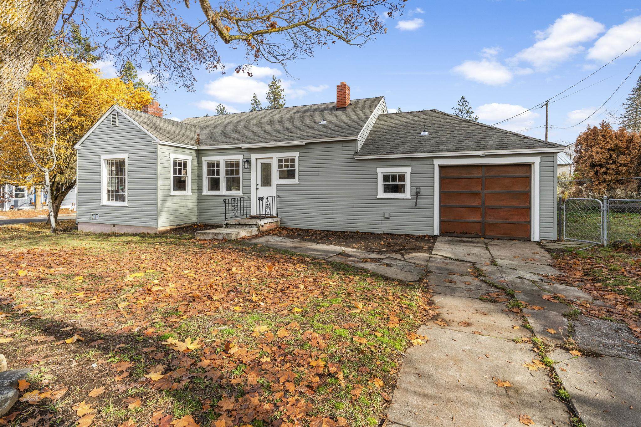 106 E 29th Ave - Photo 2