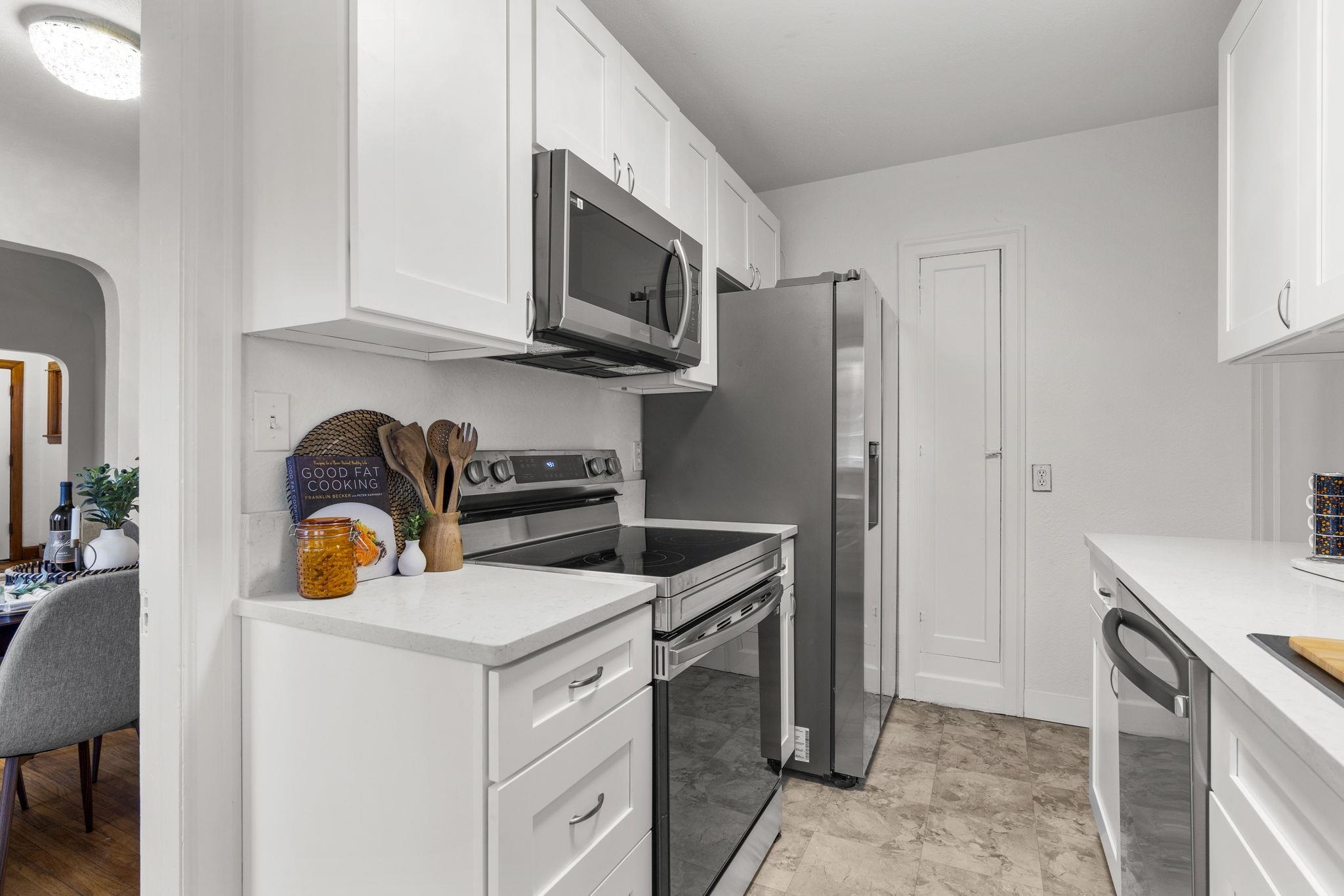 106 E 29th Ave - Photo 14