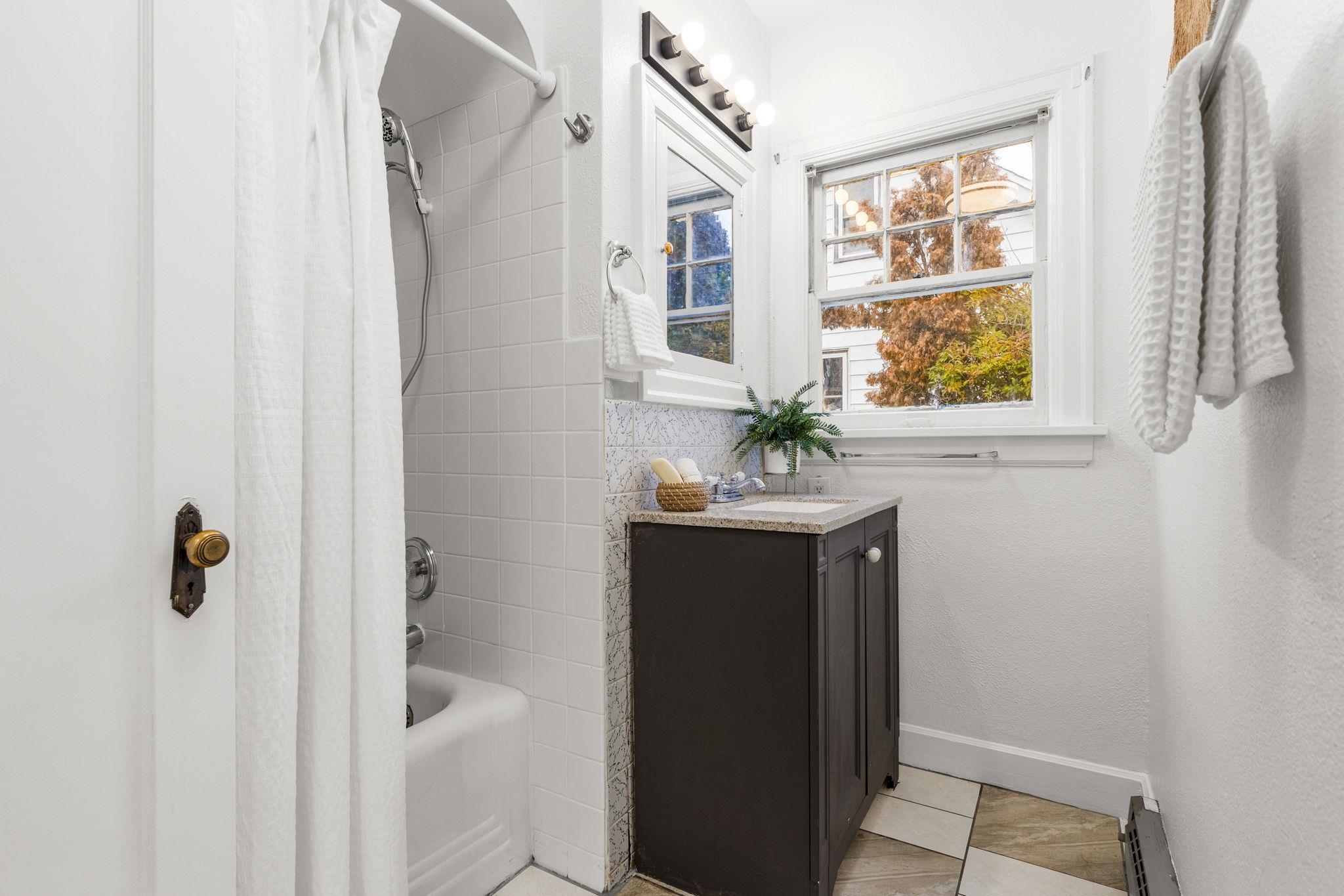 106 E 29th Ave - Photo 20