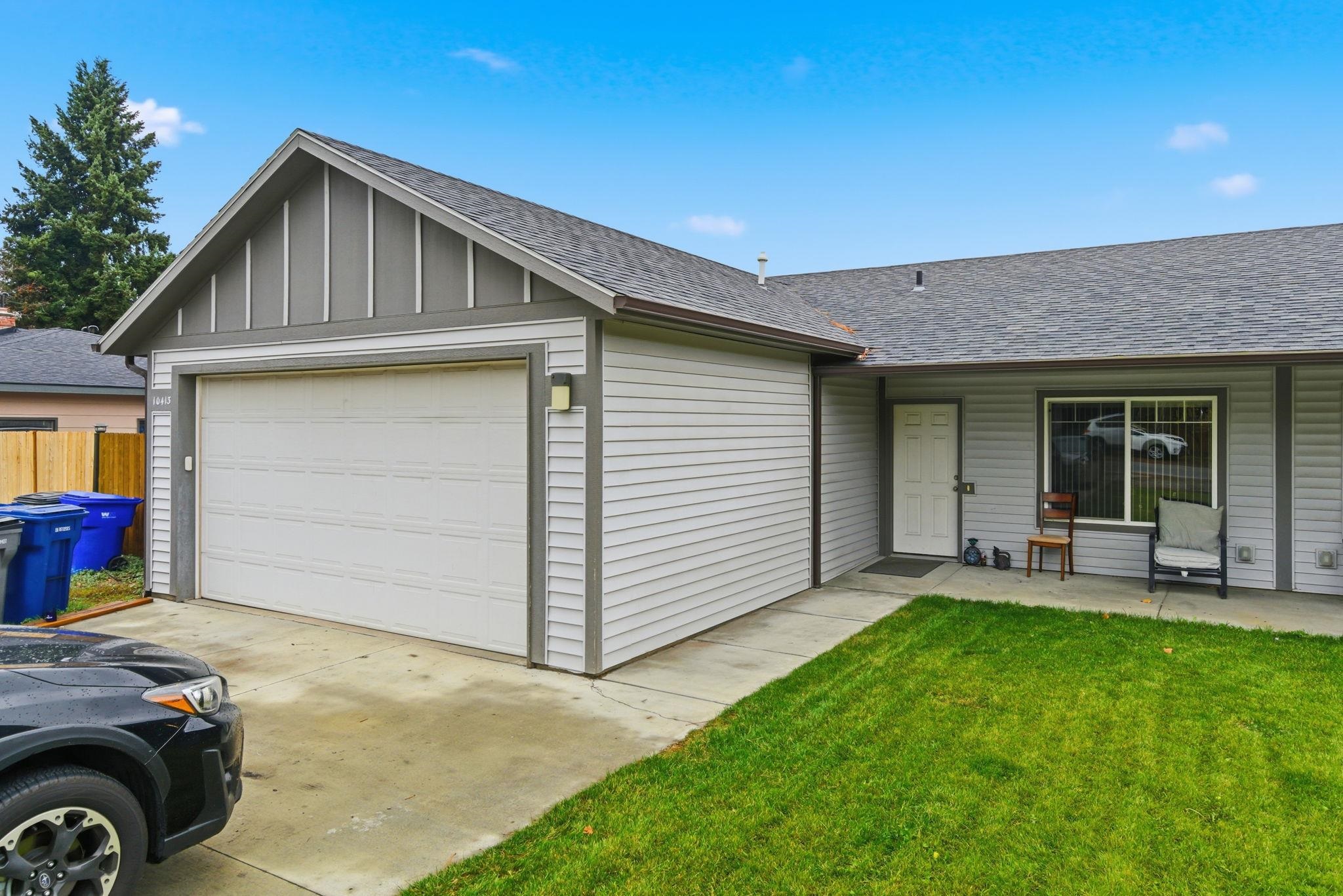10413/10415 E 8th Ave - Photo 3