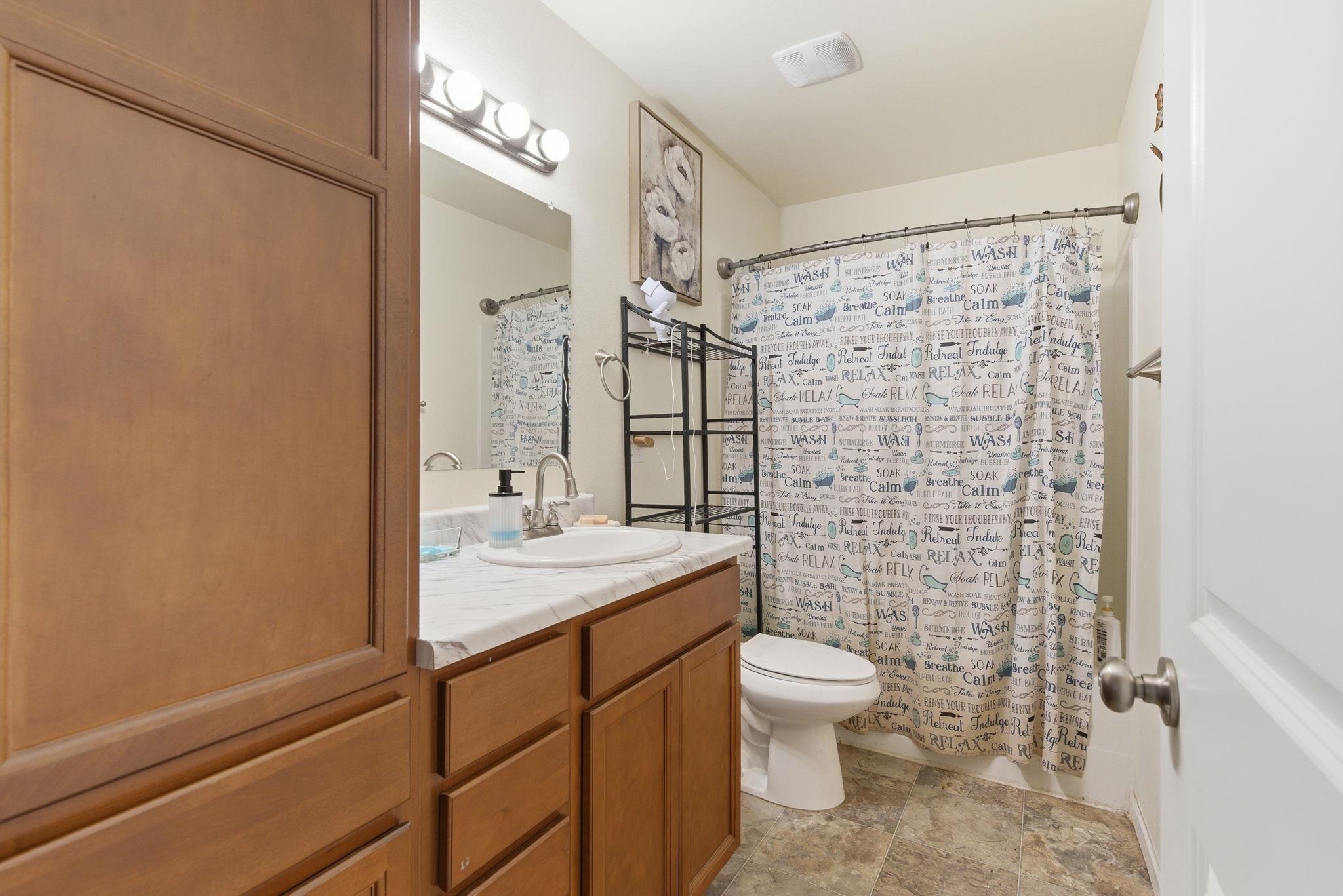 10413/10415 E 8th Ave - Photo 21