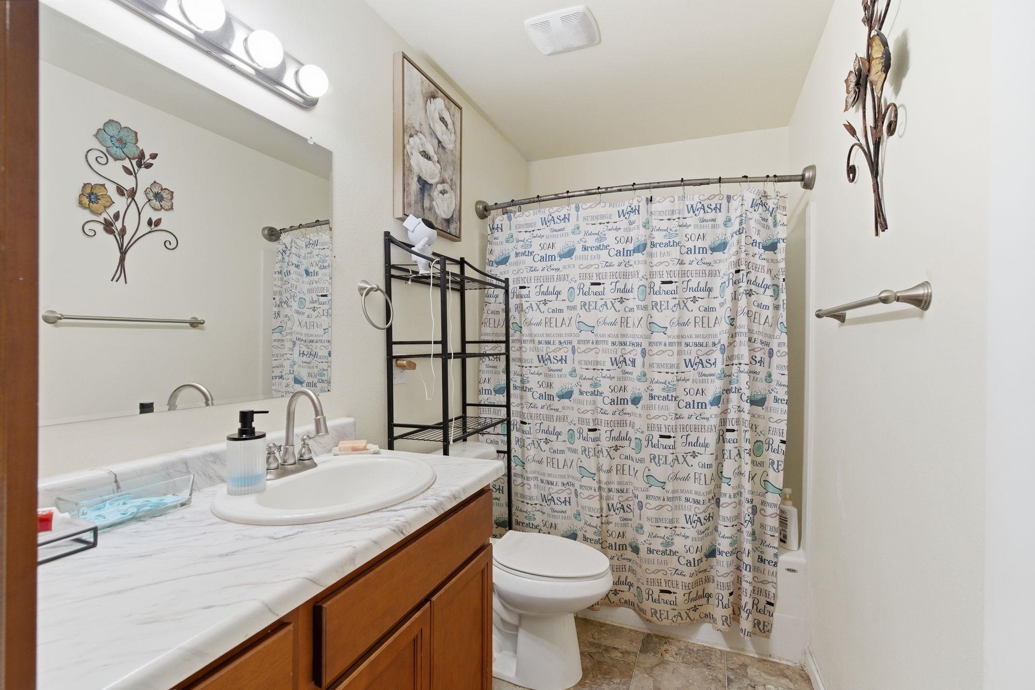 10413/10415 E 8th Ave - Photo 22
