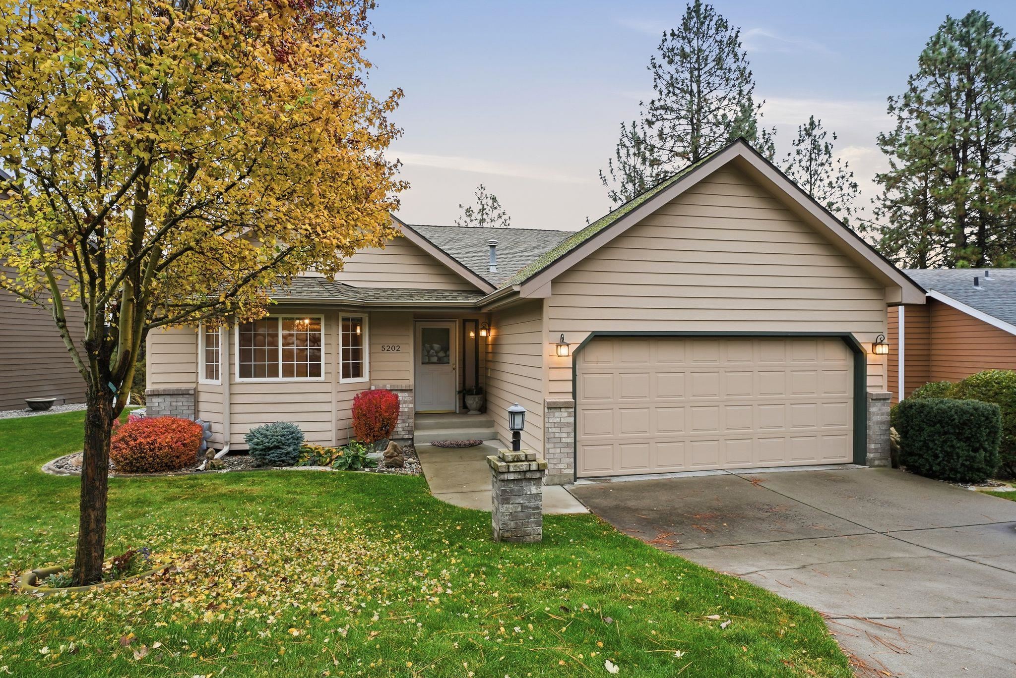 5202 N Hutton View Ln - Photo 2