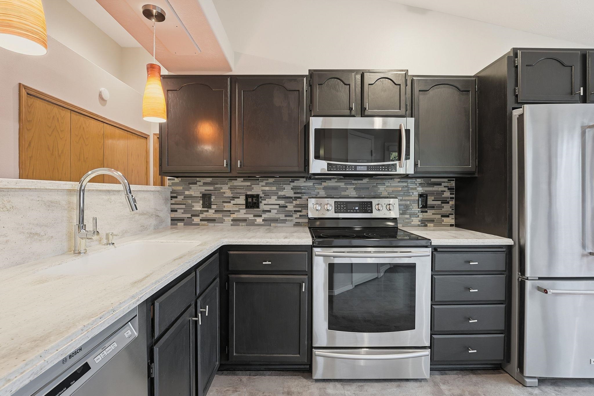 5202 N Hutton View Ln - Photo 3