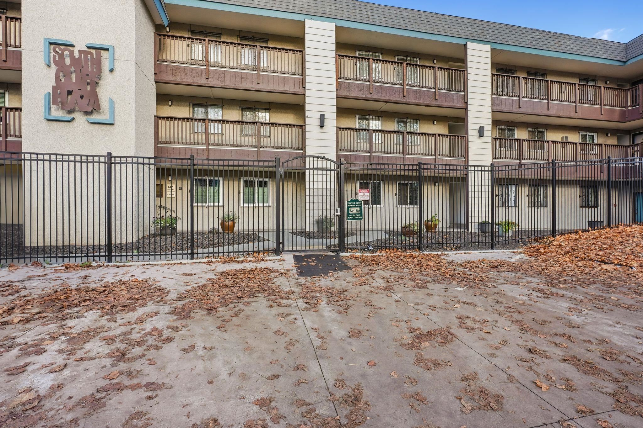 214 W 6th Ave - Photo 18