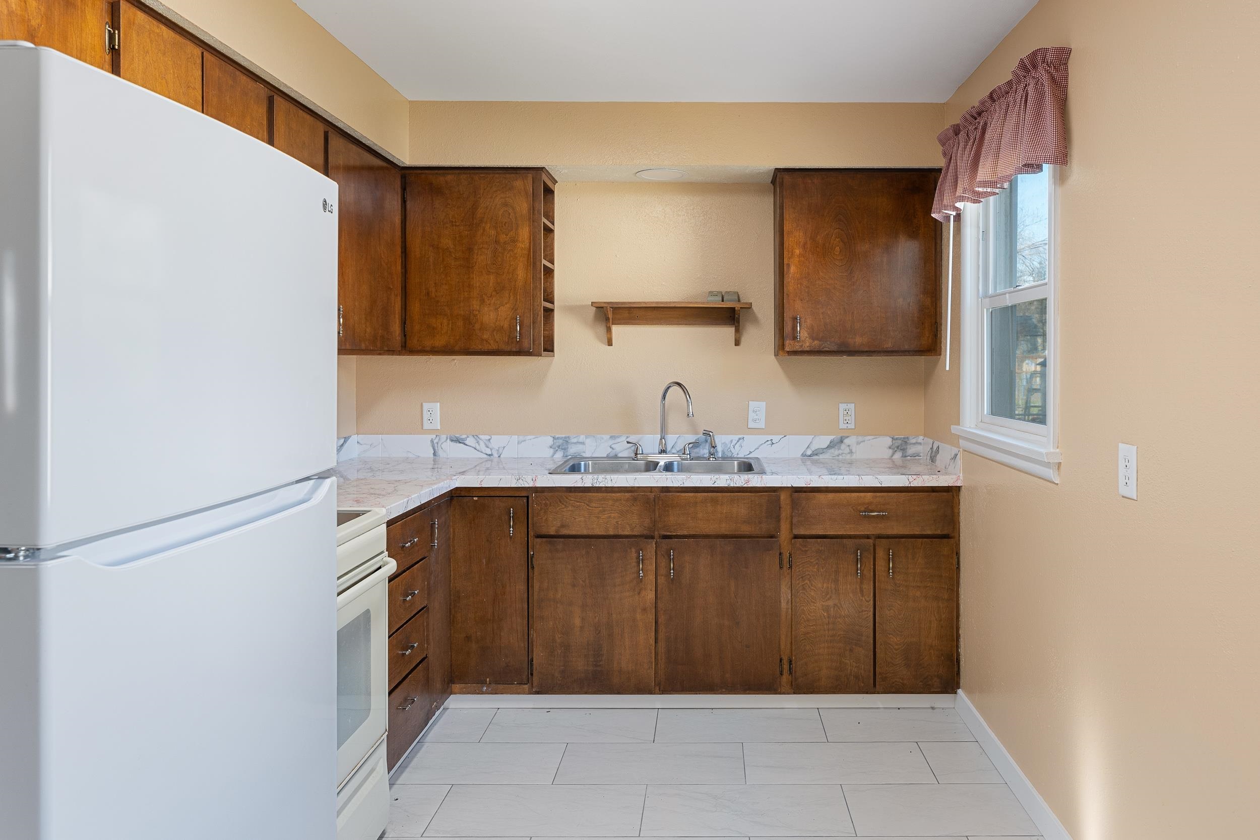 6112 N Driscoll Blvd - Photo 9