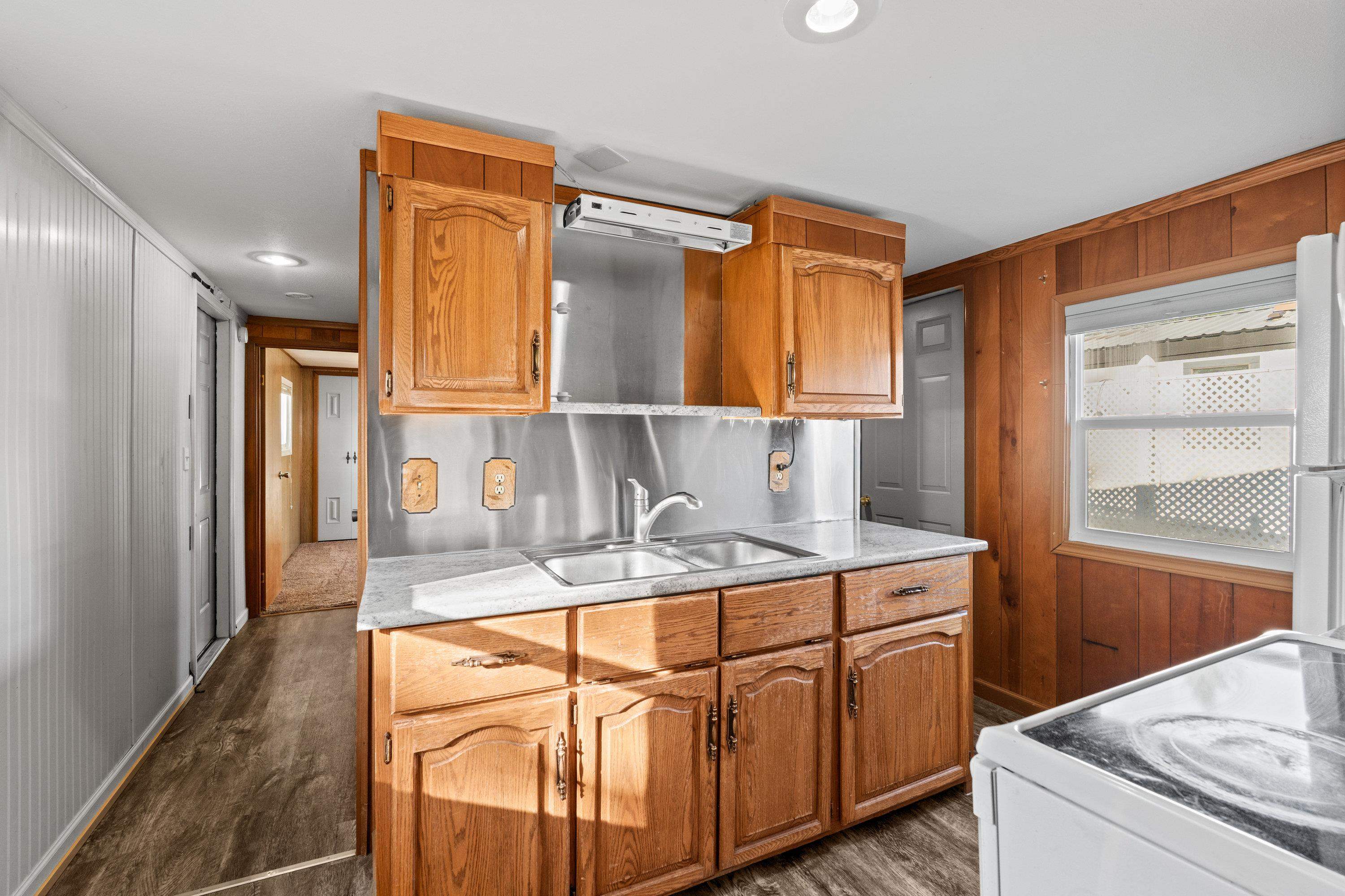 2601 N Barker Rd - Photo 11
