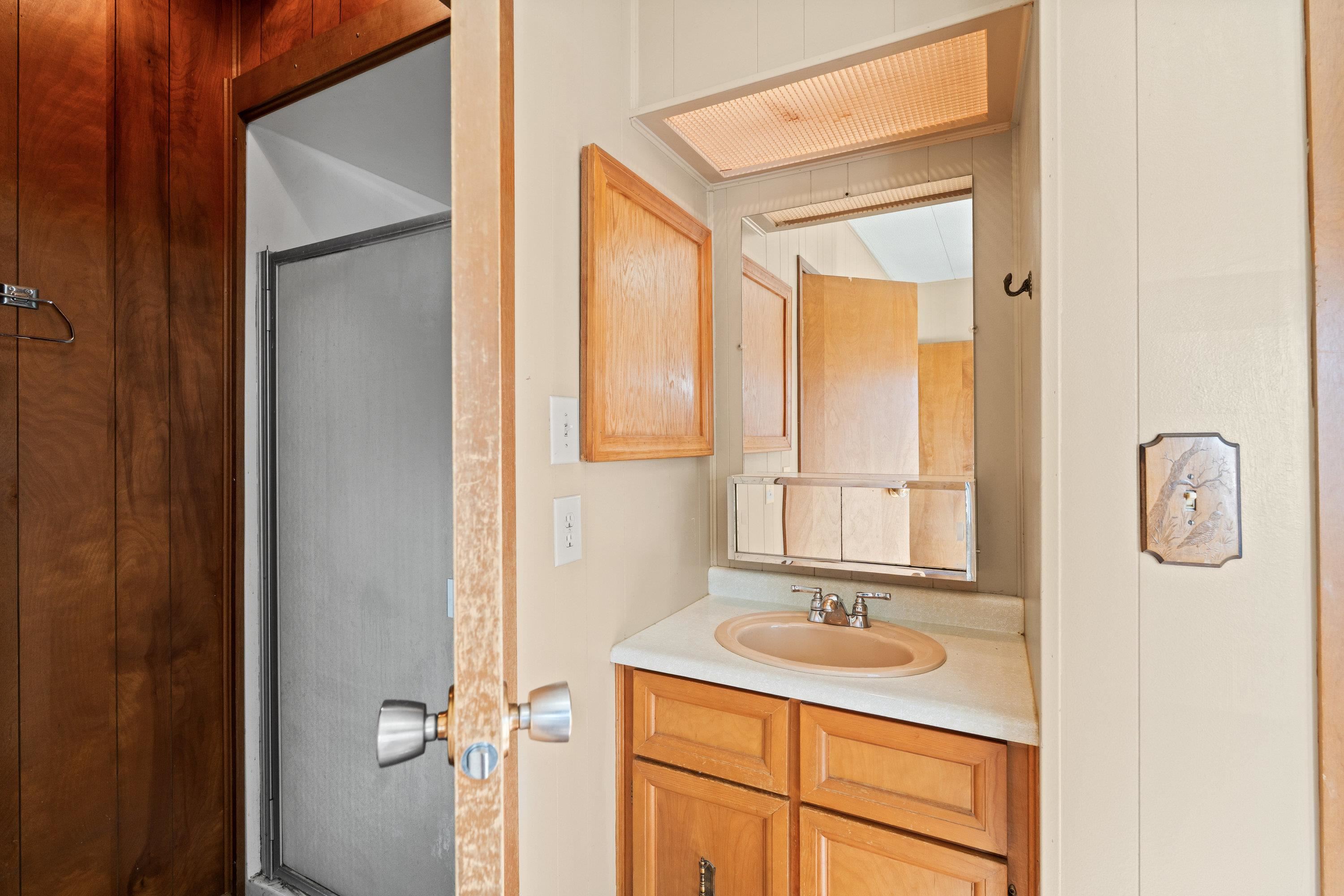 2601 N Barker Rd - Photo 22