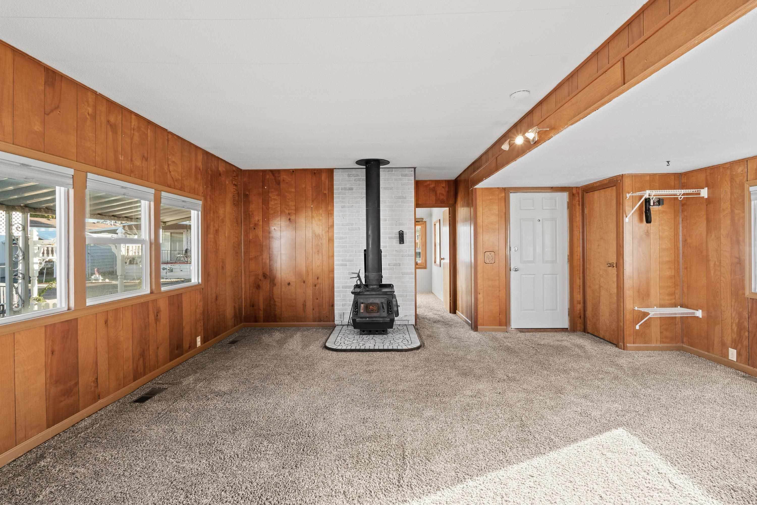2601 N Barker Rd - Photo 9