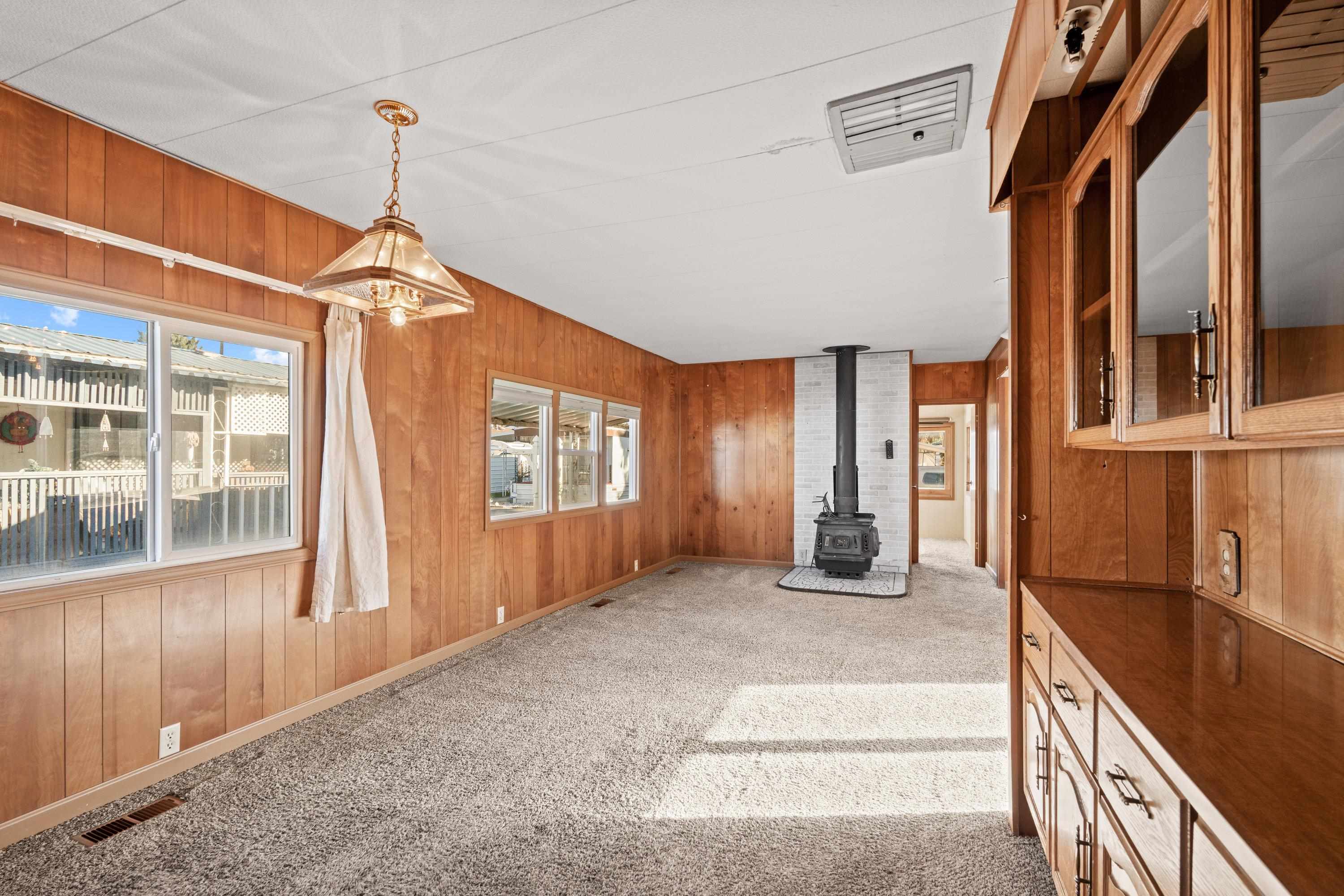 2601 N Barker Rd - Photo 10