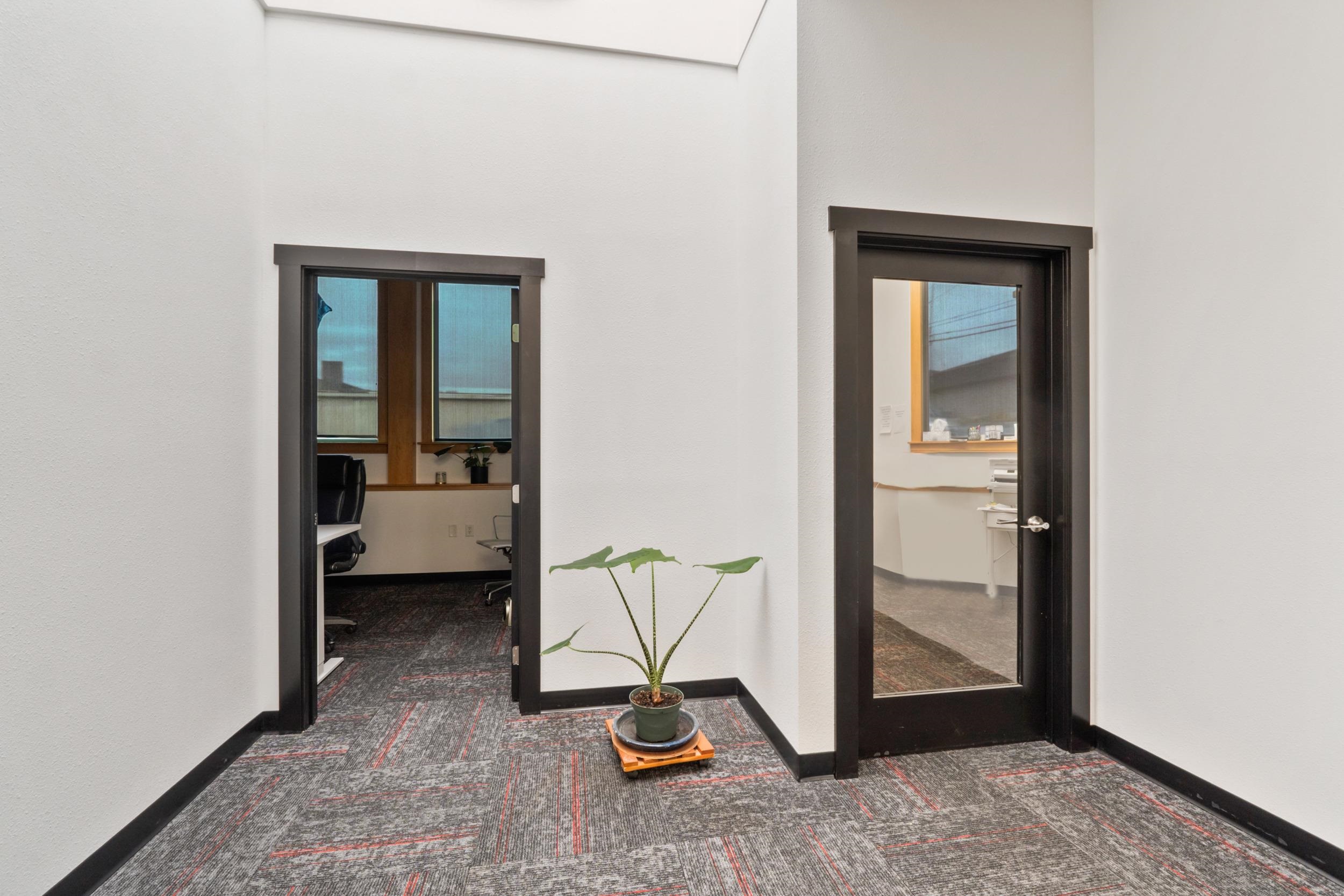401 1/2 S Main St - Photo 12