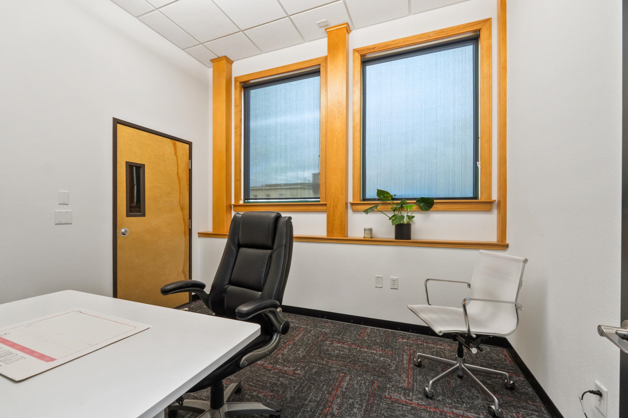 401 1/2 S Main St - Photo 10