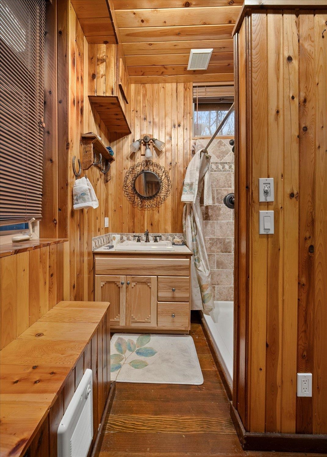 2323 W Olympic Ave - Photo 19