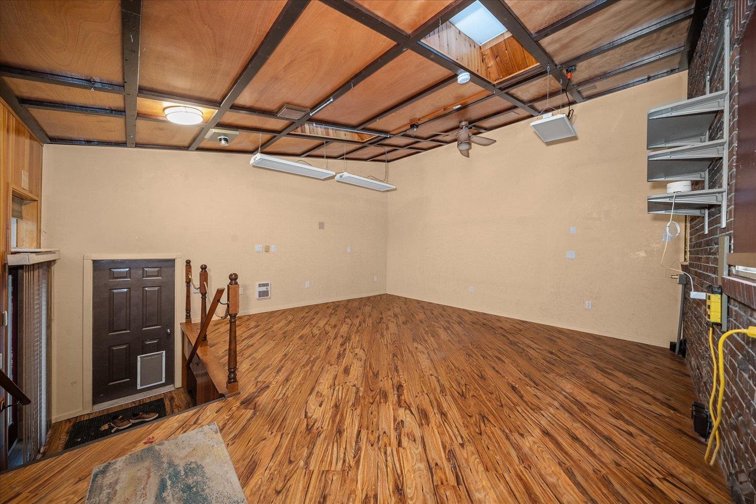 2323 W Olympic Ave - Photo 24