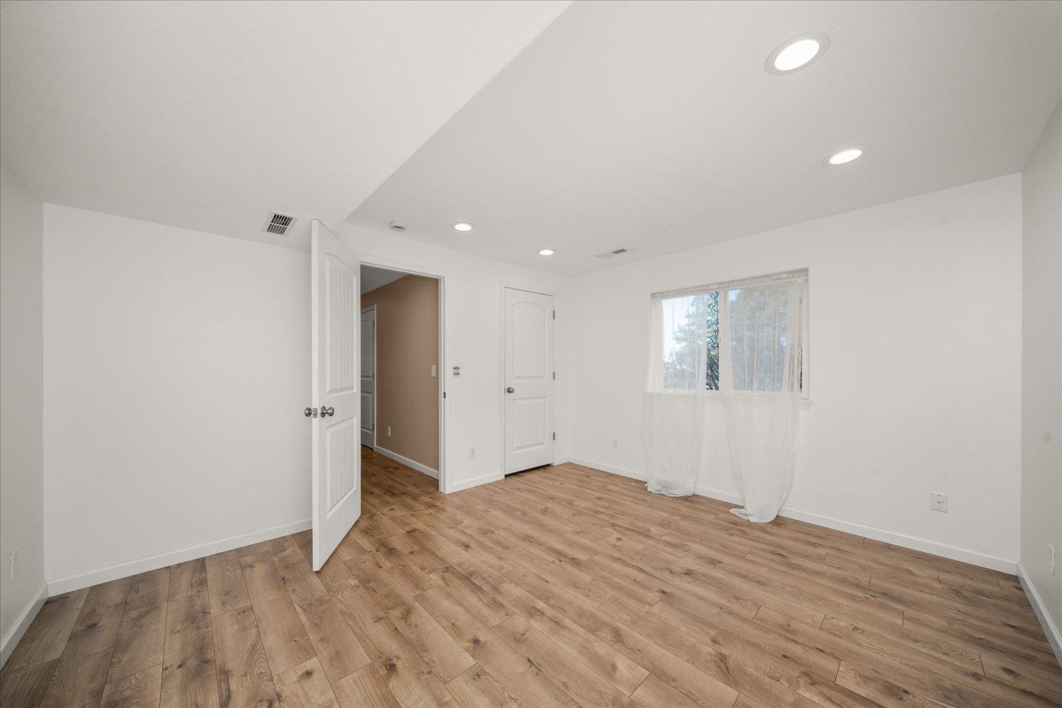 7905 N ASH Ln - Photo 26