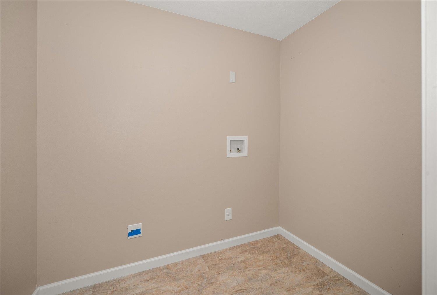 7905 N ASH Ln - Photo 30