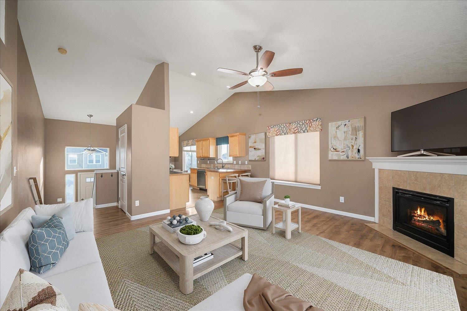 7905 N ASH Ln - Photo 4