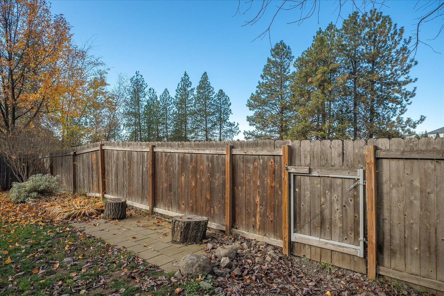 7905 N ASH Ln - Photo 40